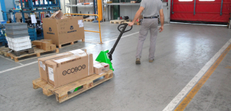 transpallet manuale come usarlo in sicurezza